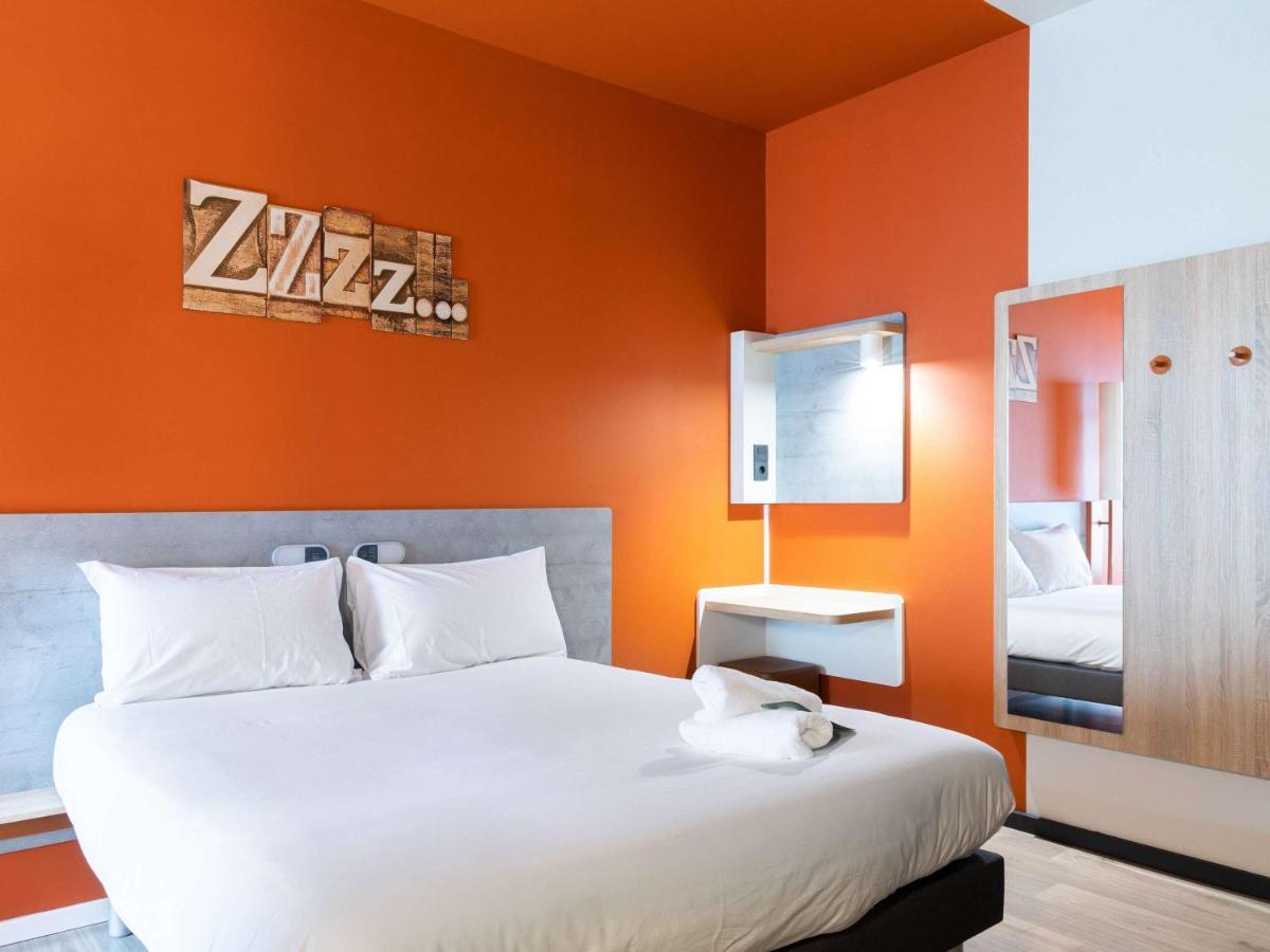 Ibis Budget Madrid Aeropuerto Exteriör bild