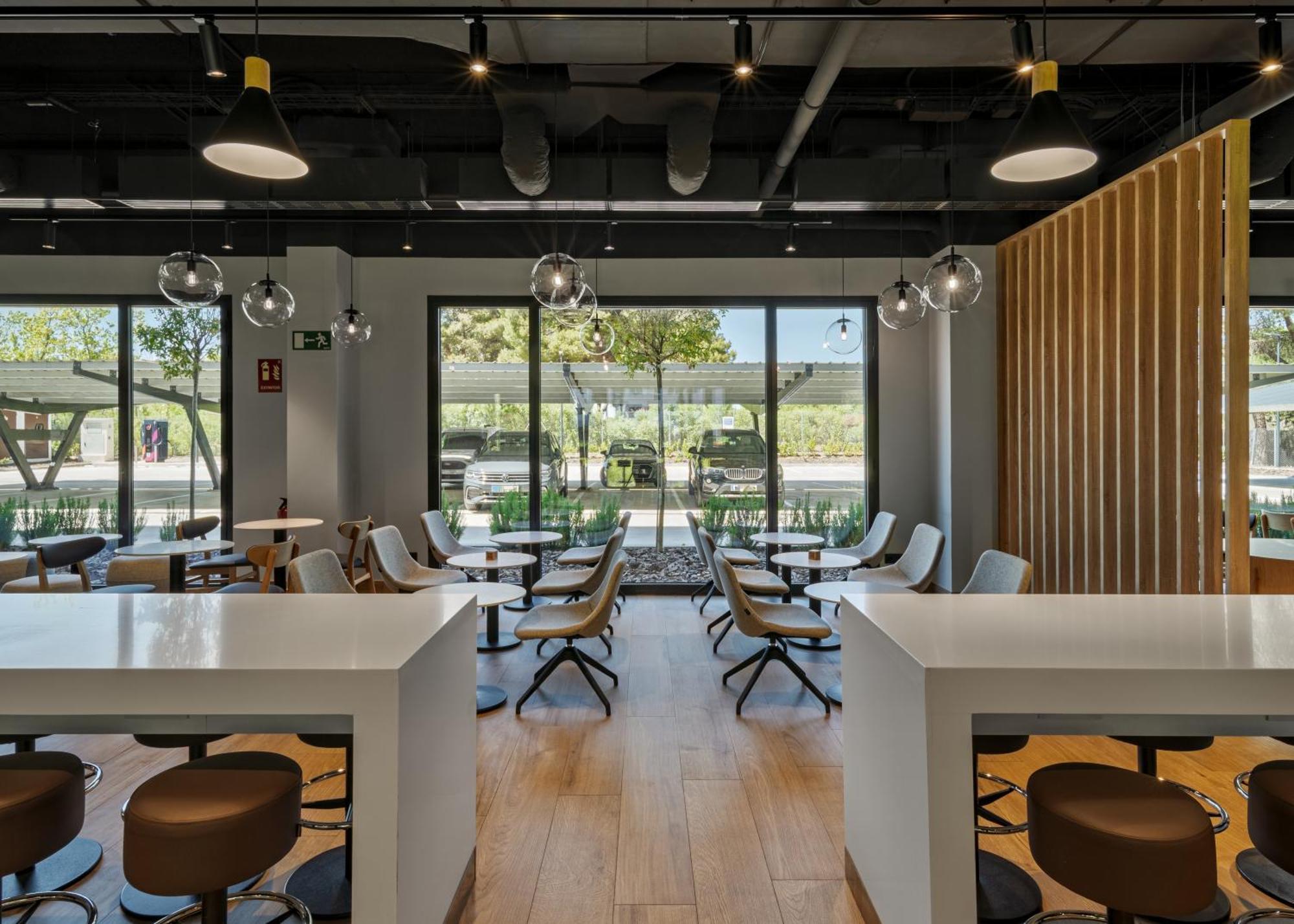 Ibis Budget Madrid Aeropuerto Exteriör bild